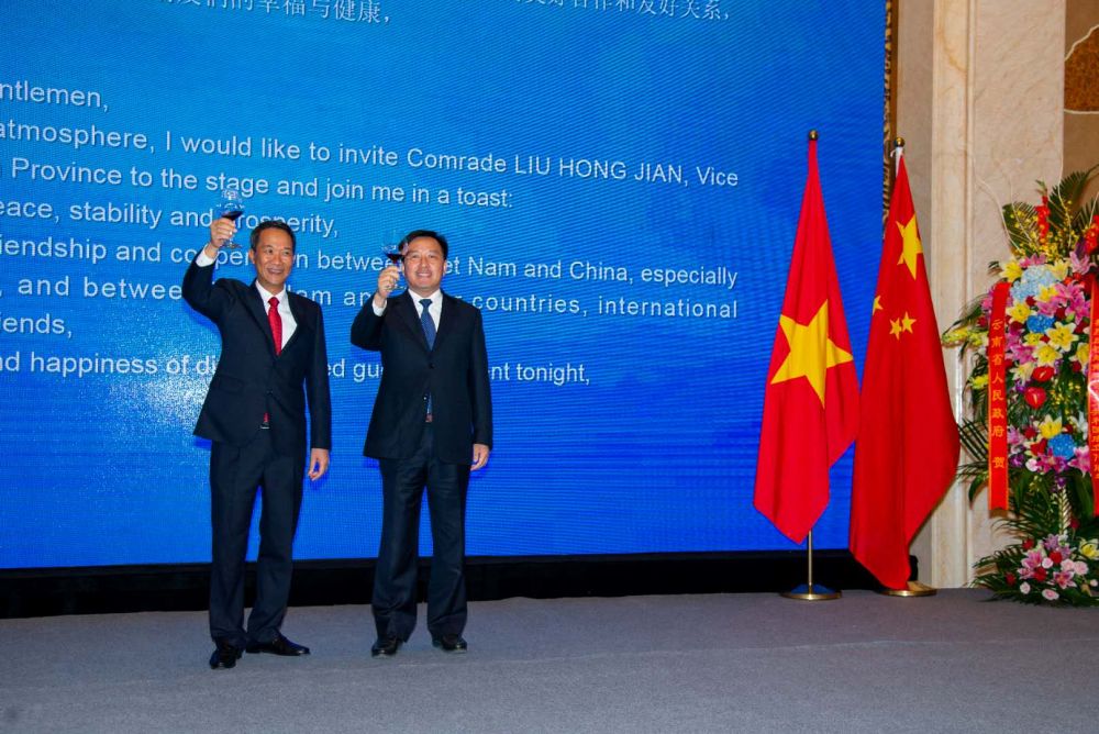 ky-niem-75-nam-quoc-khanh-29-tai-con-minh-trung-quoc-1