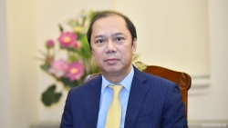 AMM-54: Trung Quốc công khai đề cập xây dựng COC phù hợp luật pháp quốc tế và UNCLOS 1982