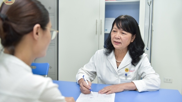 Lời khuyên của chuyên gia dành cho người viêm gan khi tiêm vaccine Covid-19