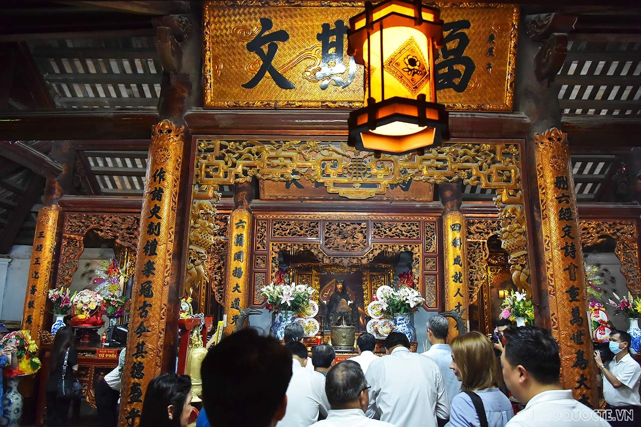 Toàn cảnh Ngoại giao đoàn về thăm, kết nối và giao lưu tại quê hương nhãn lồng Hưng Yên qua ảnh