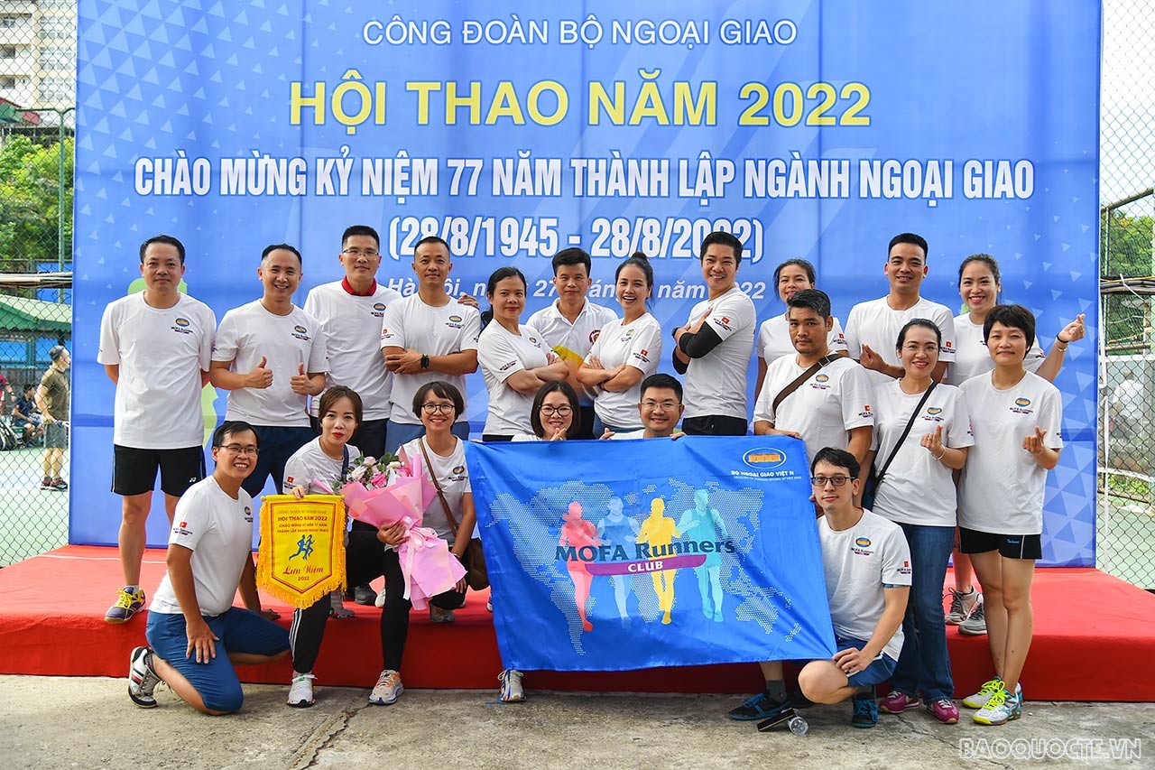 Hội thao chào mừng 77 năm ngày thành lập ngành Ngoại giao