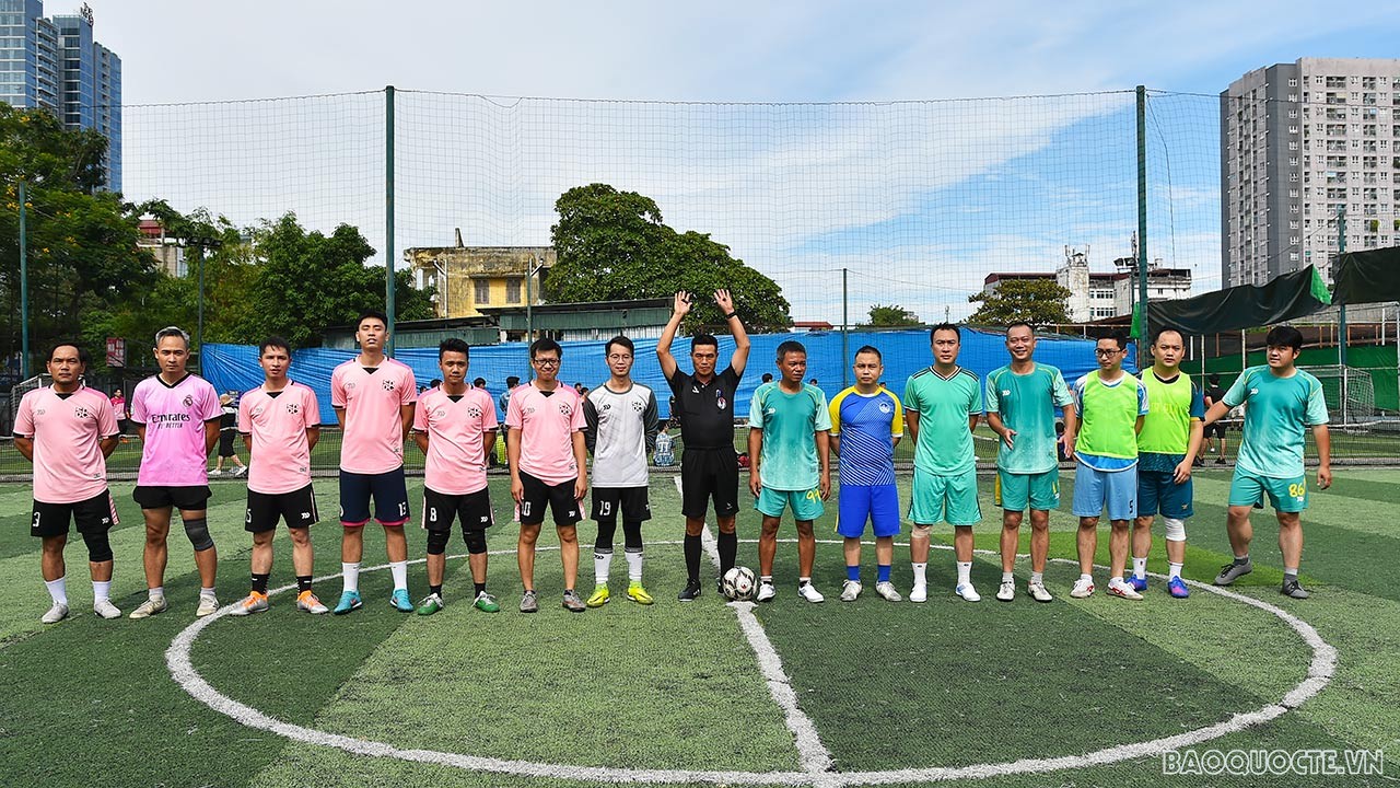 Hội thao chào mừng 77 năm ngày thành lập ngành Ngoại giao