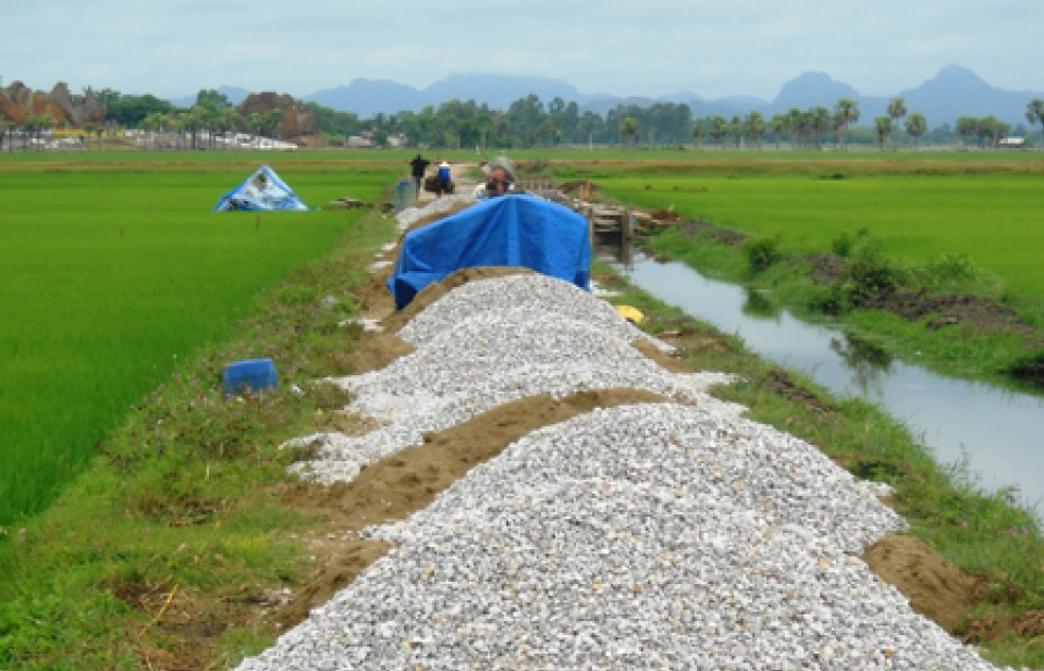 Xử lý huy động đóng góp của nhân dân không đúng quy định