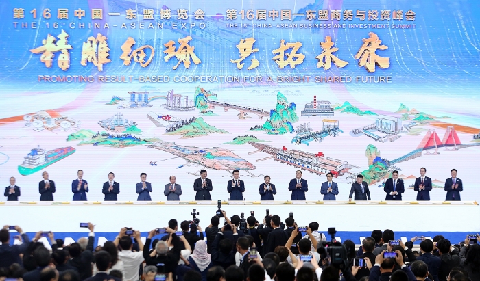 Lễ khai mạc CAEXPO và CABIS lần thứ 16 năm 2019. (Ảnh: VGP/Đình Nam) pho-thu-tuong-vu-duc-dam-du-hoi-nghi-thuong-dinh-thuong-mai-dau-tu-trung-quoc-asean