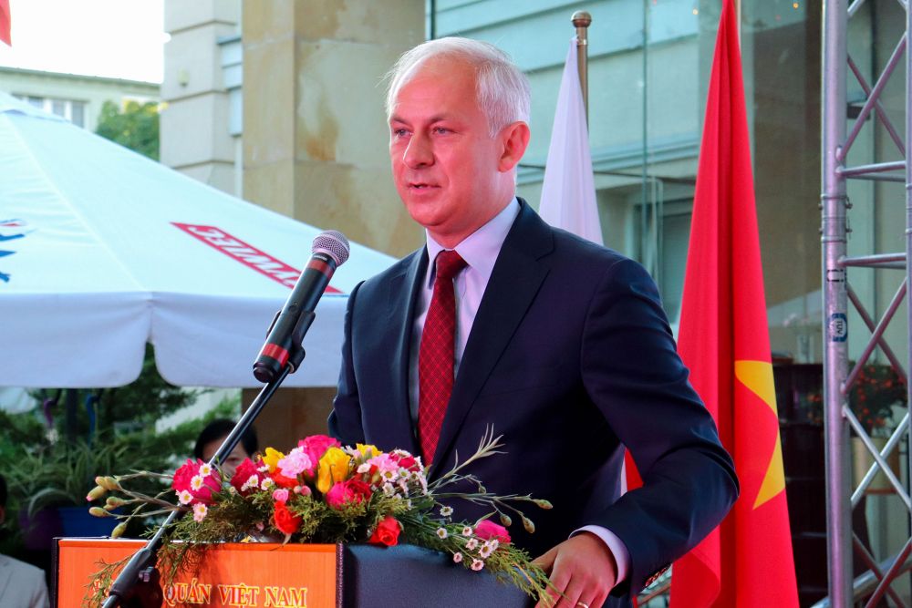 le-ky-niem-75-nam-quoc-khanh-29-tai-ba-lan-2