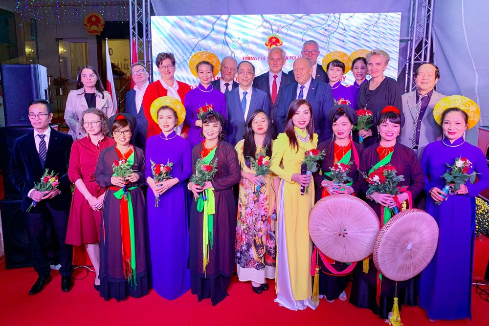 le-ky-niem-75-nam-quoc-khanh-29-tai-ba-lan-3