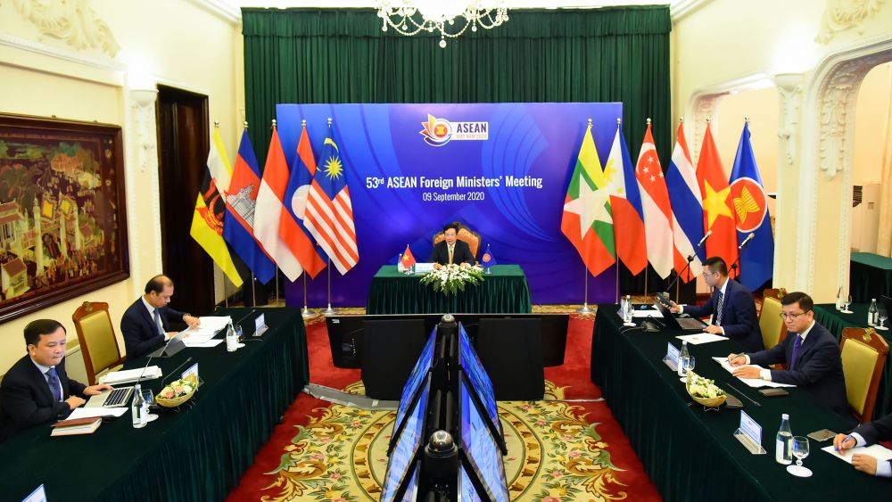 cac-bo-truong-ngoai-giao-asean-nhat-tri-no-luc-trien-khai-cac-sang-kien-nam-chu-asean-2020-6