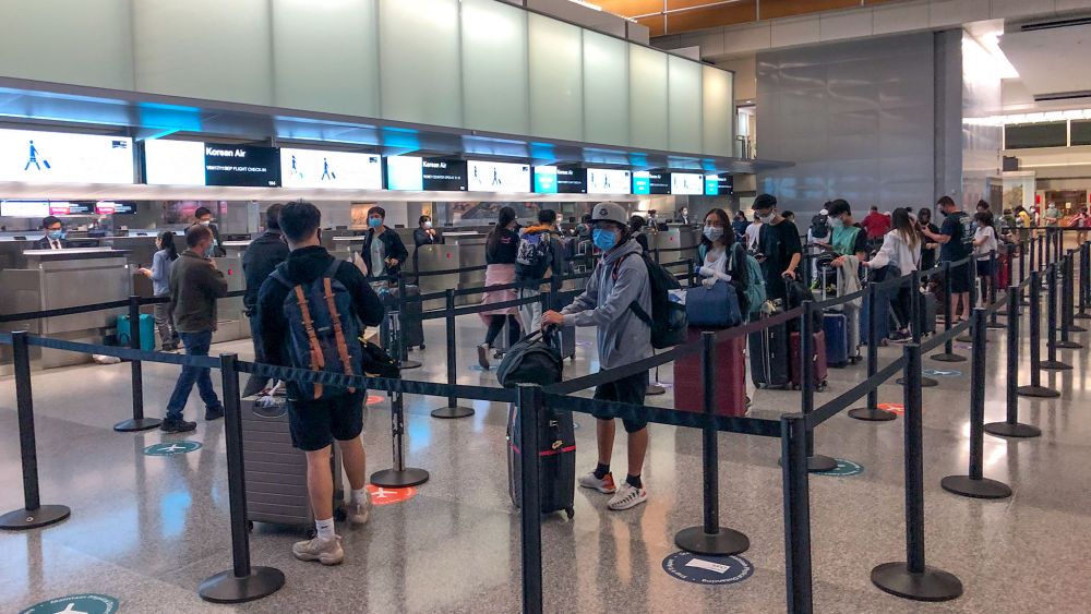 Đưa thêm 350 công dân Việt Nam từ Hoa Kỳ về nước dua-them-350-cong-dan-viet-nam-tu-hoa-ky-ve-nuoc