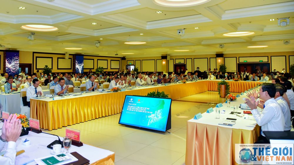 Đoàn Trưởng Cơ quan đại diện Việt Nam ở nước ngoài nhiệm kỳ 2020-2023 tọa đàm với các địa phương phía Nam