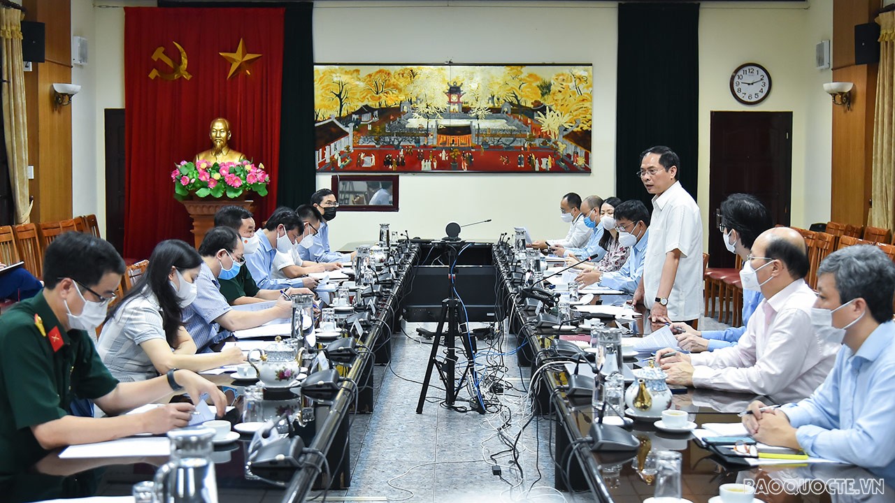 Ngoại giao vaccine: Xúc tiến ngay kế hoạch vận động cho năm 2022, tiếp cận mạnh hơn thuốc đặc trị Covid-19 Ngoại giao vaccine: Xúc tiến ngay kế hoạch vận động cho năm 2022, tiếp cận mạnh hơn thuốc đặc trị Covid-19