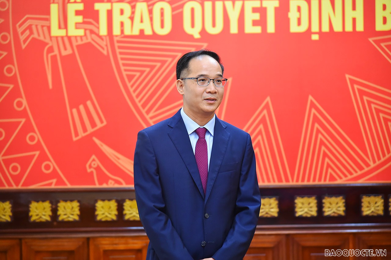 Ông Trần Trường Thủy chân thành cảm ơn sự tin tưởng của Bộ trưởng và tập thể Lãnh đạo Bộ đối với mình, khẳng định sẽ nỗ lực hết sức mình để hoàn thành tốt nhiệm vụ được Bộ trưởng và tập thể Lãnh đạo Bộ giao phó. Ông Trần Trường Thủy chân thành cảm ơn sự tin tưởng của Bộ trưởng và tập thể Lãnh đạo Bộ đối với mình, khẳng định sẽ nỗ lực hết sức mình để hoàn thành tốt nhiệm vụ được Bộ trưởng và tập thể Lãnh đạo Bộ giao phó.