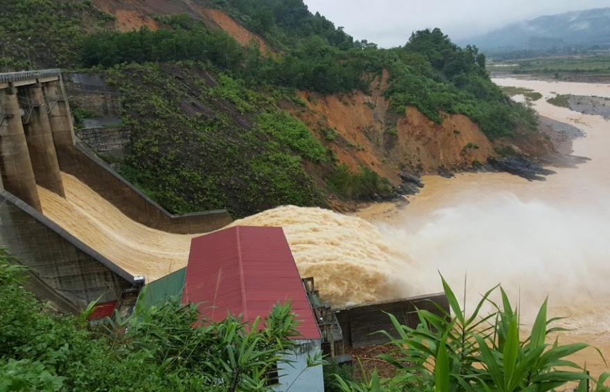 Thủ tướng yêu cầu kiểm tra việc xả lũ của các hồ thủy điện
