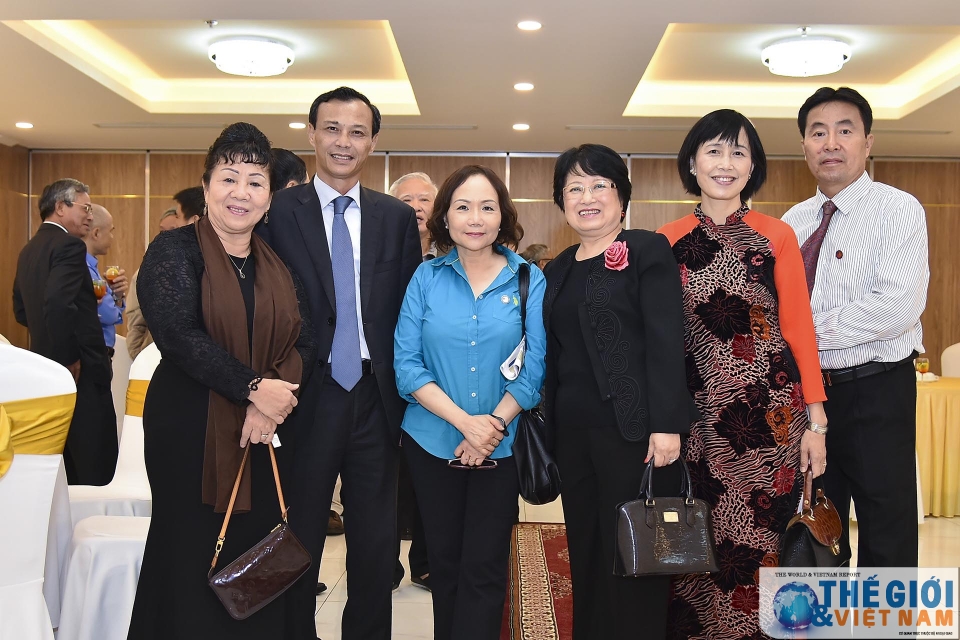 Trung tâm Hướng dẫn Báo chí nước ngoài kỷ niệm 35 năm thành lập trung tam huong dan bao chi nuoc ngoai ky niem 35 nam thanh lap