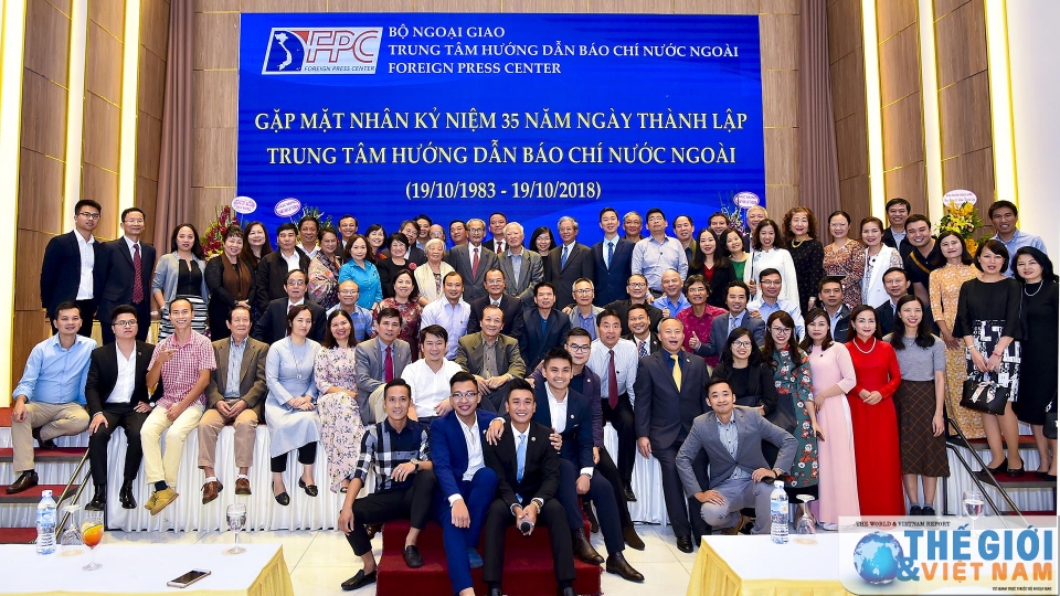 Trung tâm Hướng dẫn Báo chí nước ngoài kỷ niệm 35 năm thành lập trung tam huong dan bao chi nuoc ngoai ky niem 35 nam thanh lap