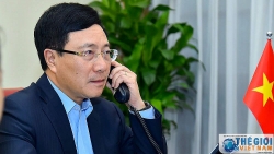 Phó Thủ tướng Phạm Bình Minh điện đàm Bộ trưởng Ngoại giao Maldives