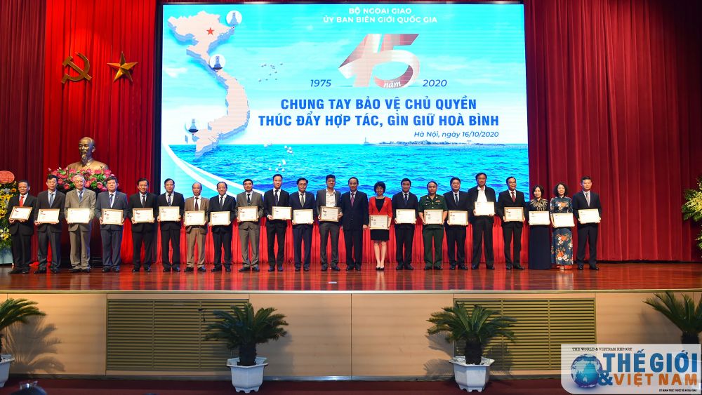 Hội thảo Kỷ niệm 45 năm thành lập Ủy ban Biên giới quốc gia qua ảnh