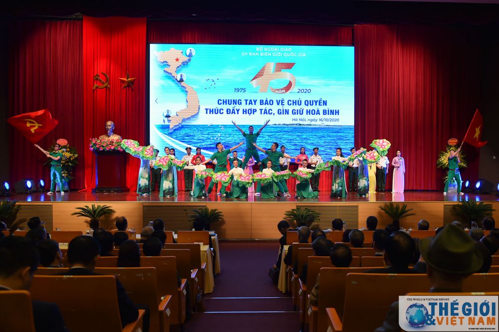 Hội thảo Kỷ niệm 45 năm thành lập Ủy ban Biên giới quốc gia qua ảnh