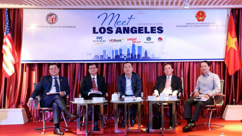 Gặp gỡ Los Angeles tại TP Hồ Chí Minh Gặp gỡ Los Angeles tại TP Hồ Chí Minh