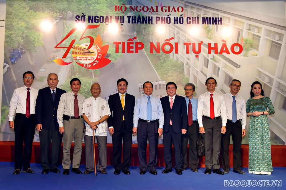 Phó Thủ tướng Phạm Bình Minh dự lễ kỷ niệm 45 năm thành lập Sở Ngoại vụ TP Hồ Chí Minh