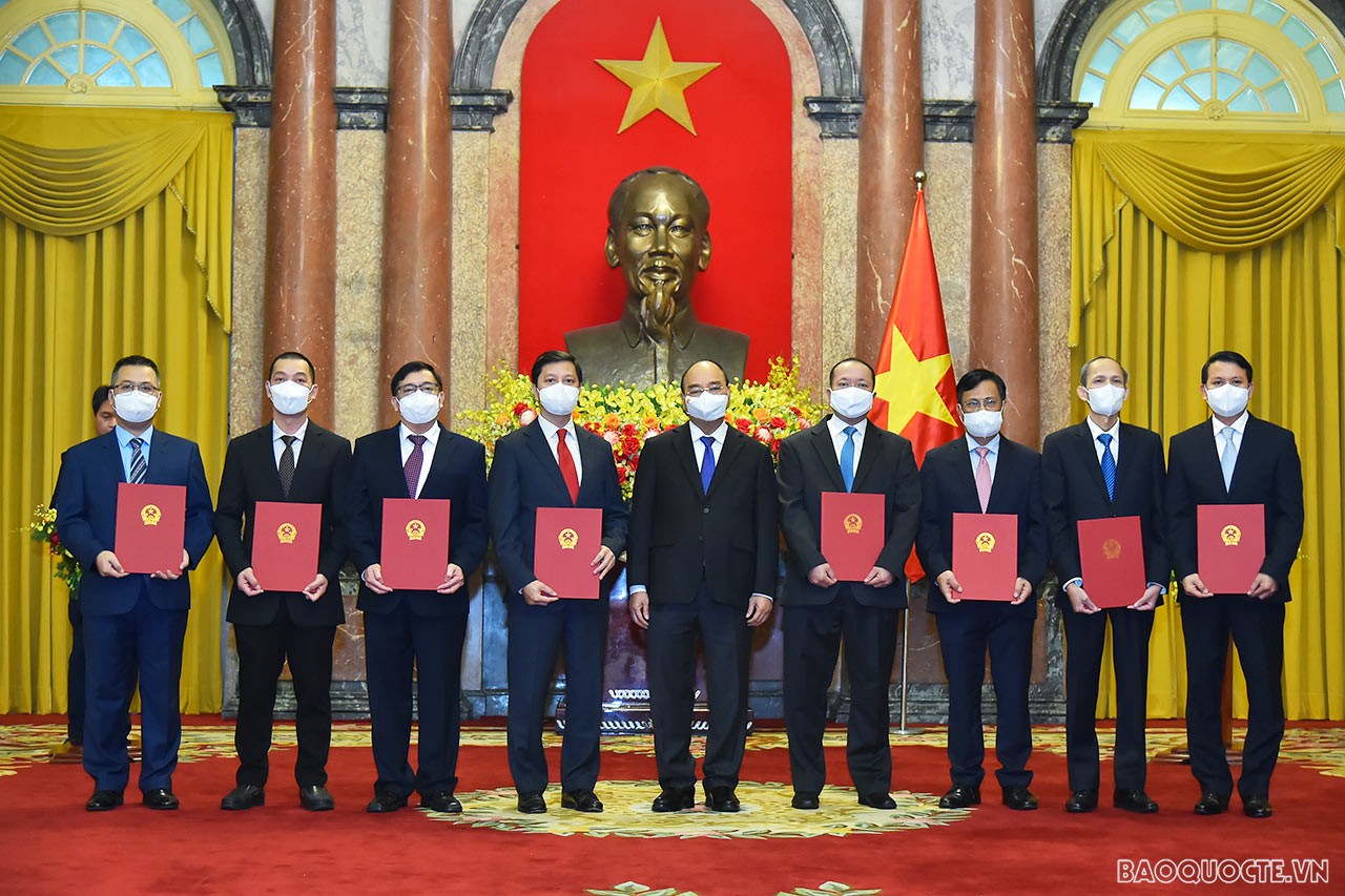 Chủ tịch nước đề nghị các Đại sứ, Tổng Lãnh sự tham mưu mô hình tăng trưởng, thu hút nguồn lực về cho đất nước