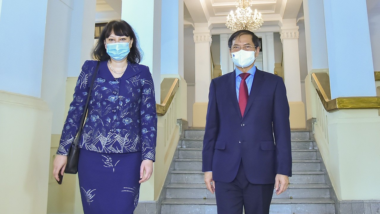 Romania sẵn sàng nhượng lại lượng lớn vaccine Covid-19 theo nguyên tắc phi thương mại cho Việt Nam