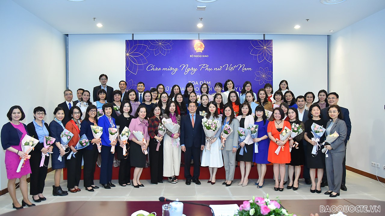 Bộ Ngoại giao long trọng kỷ niệm Ngày Phụ nữ Việt Nam 20/10