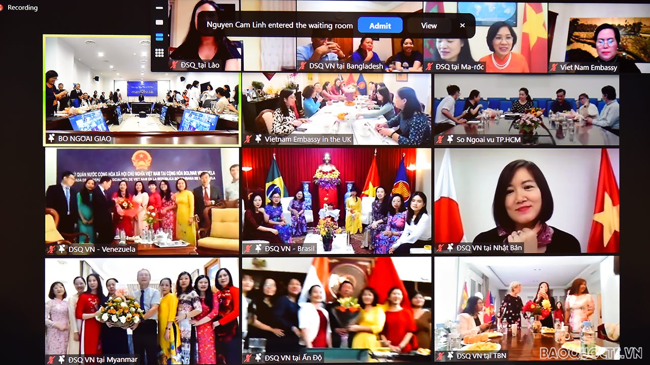 Bộ Ngoại giao tưng bừng kỷ niệm Ngày Phụ nữ Việt Nam 20/10 Bộ Ngoại giao tưng bừng kỷ niệm Ngày Phụ nữ Việt Nam 20/10