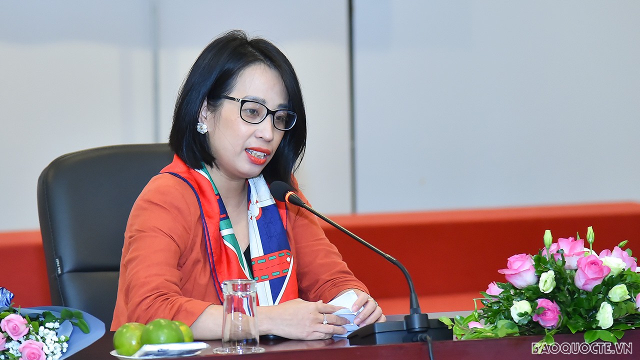 Toàn cảnh Lễ kỷ niệm Ngày Phụ nữ Việt Nam 20/10 của Bộ Ngoại giao qua ảnh Toàn cảnh Lễ kỷ niệm Ngày Phụ nữ Việt Nam 20/10 của Bộ Ngoại giao qua ảnh