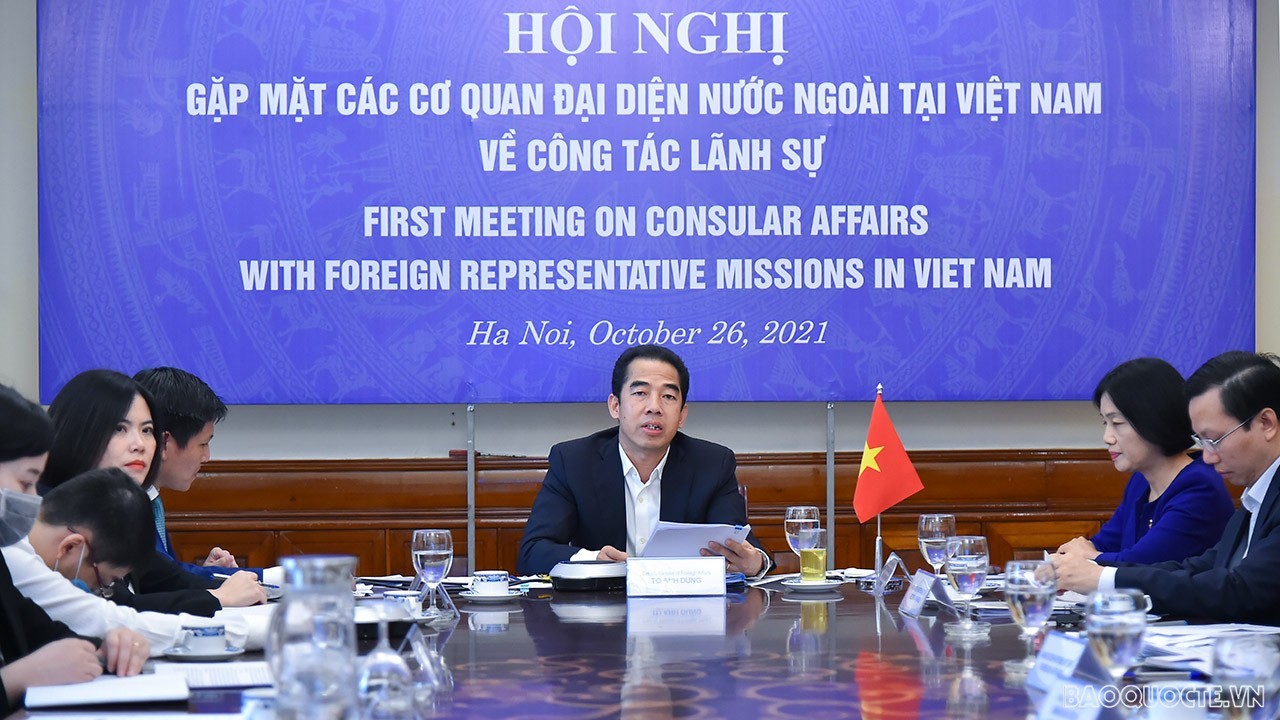 Bộ Ngoại giao cập nhật chính sách pháp luật liên quan đến người nước ngoài trong bối cảnh Covid-19