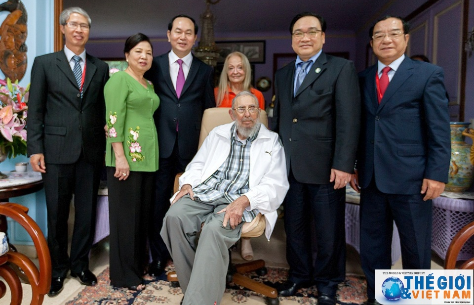 Hình ảnh Lãnh tụ Cuba Fidel Castro trong cuộc gặp Chủ tịch nước Trần Đại Quang