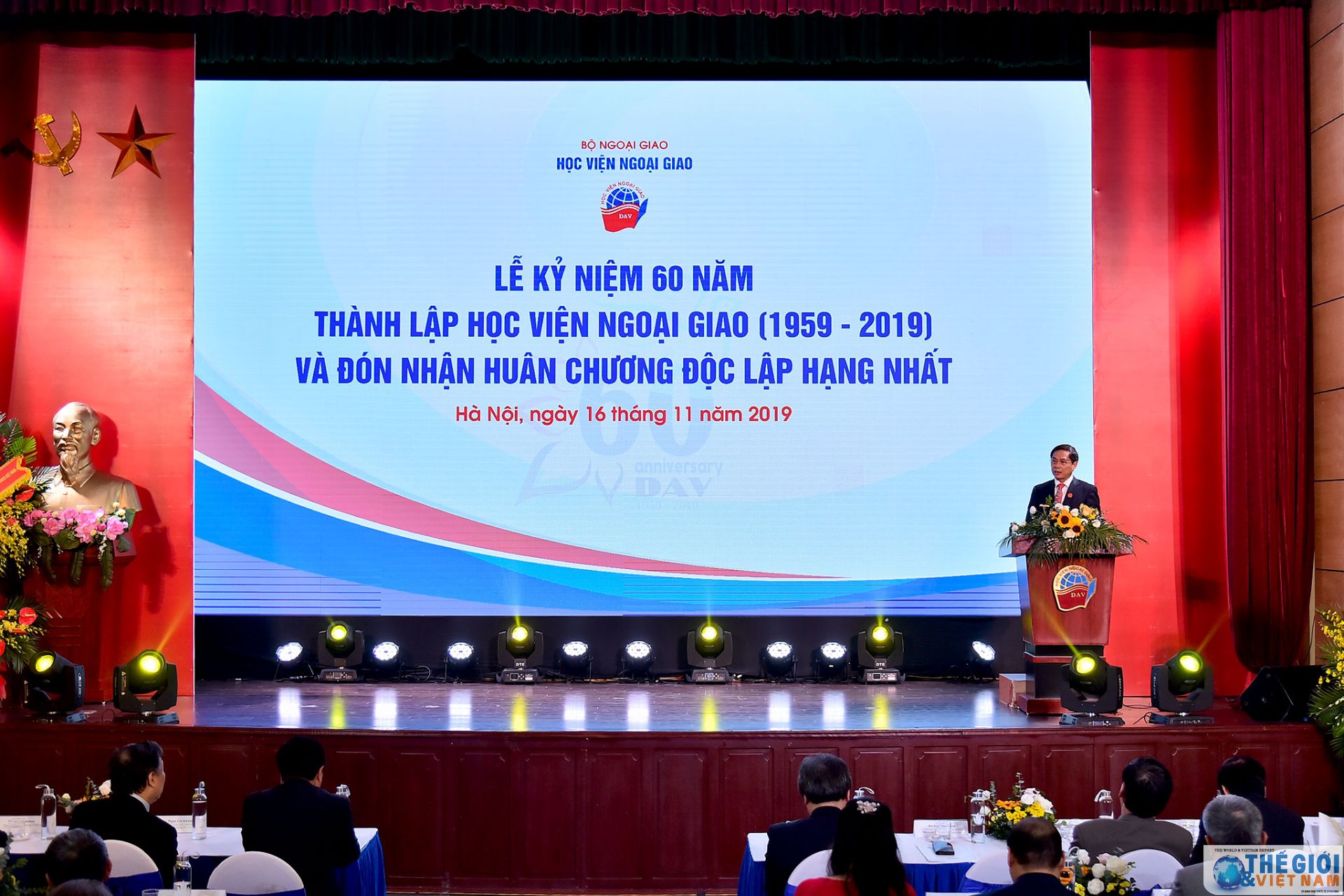 toan canh hoc vien ngoai giao ky nie m 60 nam tha nh la p qua anh