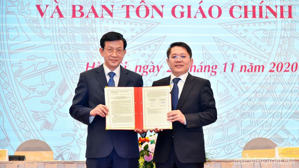 Kiều bào đóng góp ý kiến sau 5 năm thực hiện Chỉ thị 45 về công tác người Việt ở nước ngoài Kiều bào đóng góp ý kiến sau 5 năm thực hiện Chỉ thị 45 về công tác người Việt ở nước ngoài