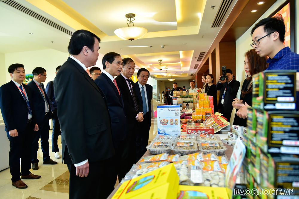 Tìm hướng khai thông thị trường thực phẩm Halal toàn cầu tiềm năng Tìm hướng khai thông thị trường thực phẩm Halal toàn cầu tiềm năng