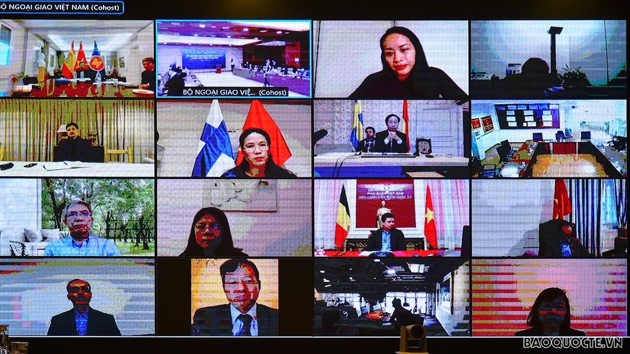 Kinh tế Việt Nam hậu Covid-19: Giới chuyên gia dự báo lạc quan