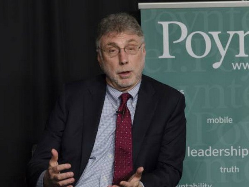 Tổng biên tập Washington Post nói về cái chết từ từ của báo in