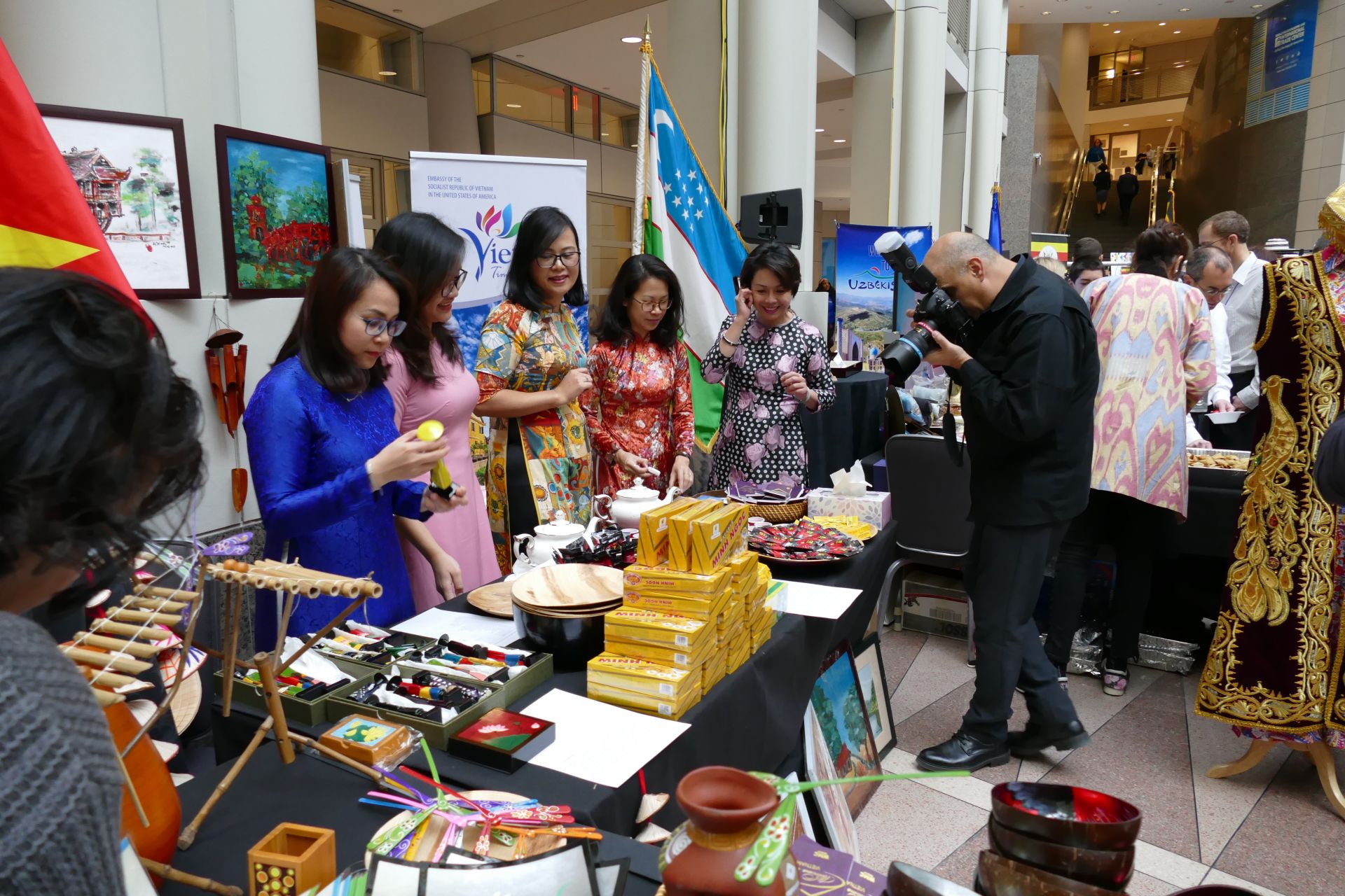 Đại sứ quán Việt Nam tại Hoa Kỳ quảng bá văn hóa Việt Nam tại Washington D.C dai su quan viet nam tai hoa ky quang ba van hoa viet nam tai washington dc