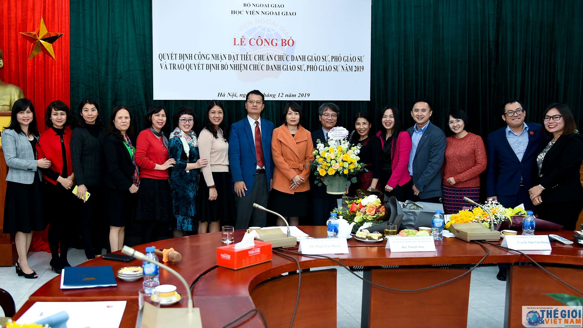 hoc vien ngoai giao trao quyet dinh bo nhiem chuc danh giao su pho giao su nam 2019