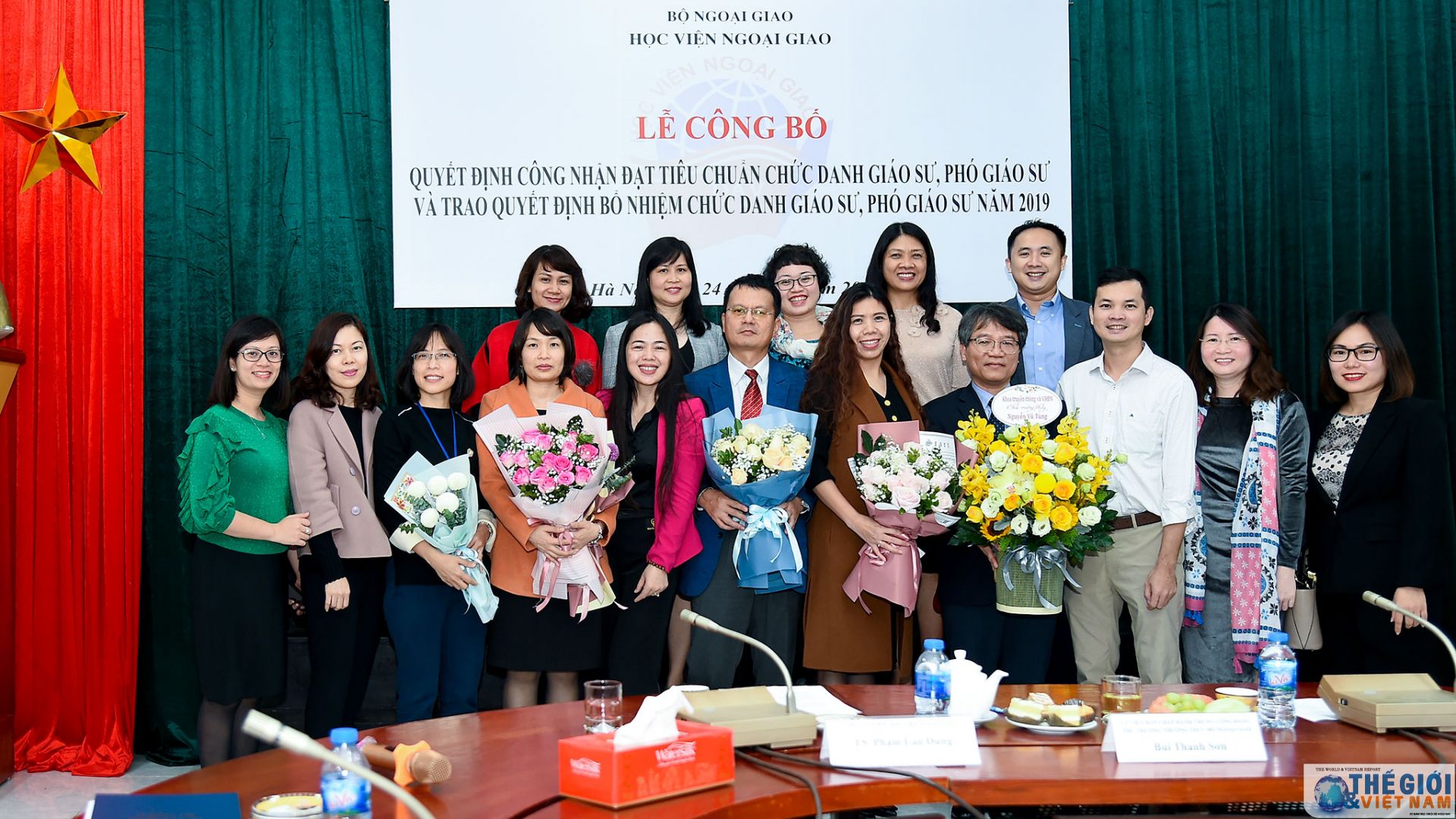 hoc vien ngoai giao trao quyet dinh bo nhiem chuc danh giao su pho giao su nam 2019