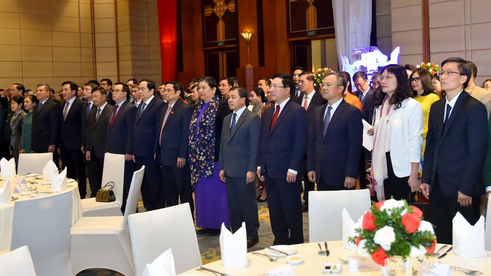 Chiêu đãi nhân dịp 45 năm ngày Quốc khánh CHDCND Lào Chiêu đãi nhân dịp 45 năm ngày Quốc khánh CHDCND Lào