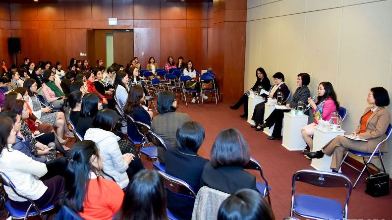 Bí quyết trong công việc và cuộc sống của các chị em Ngoại giao