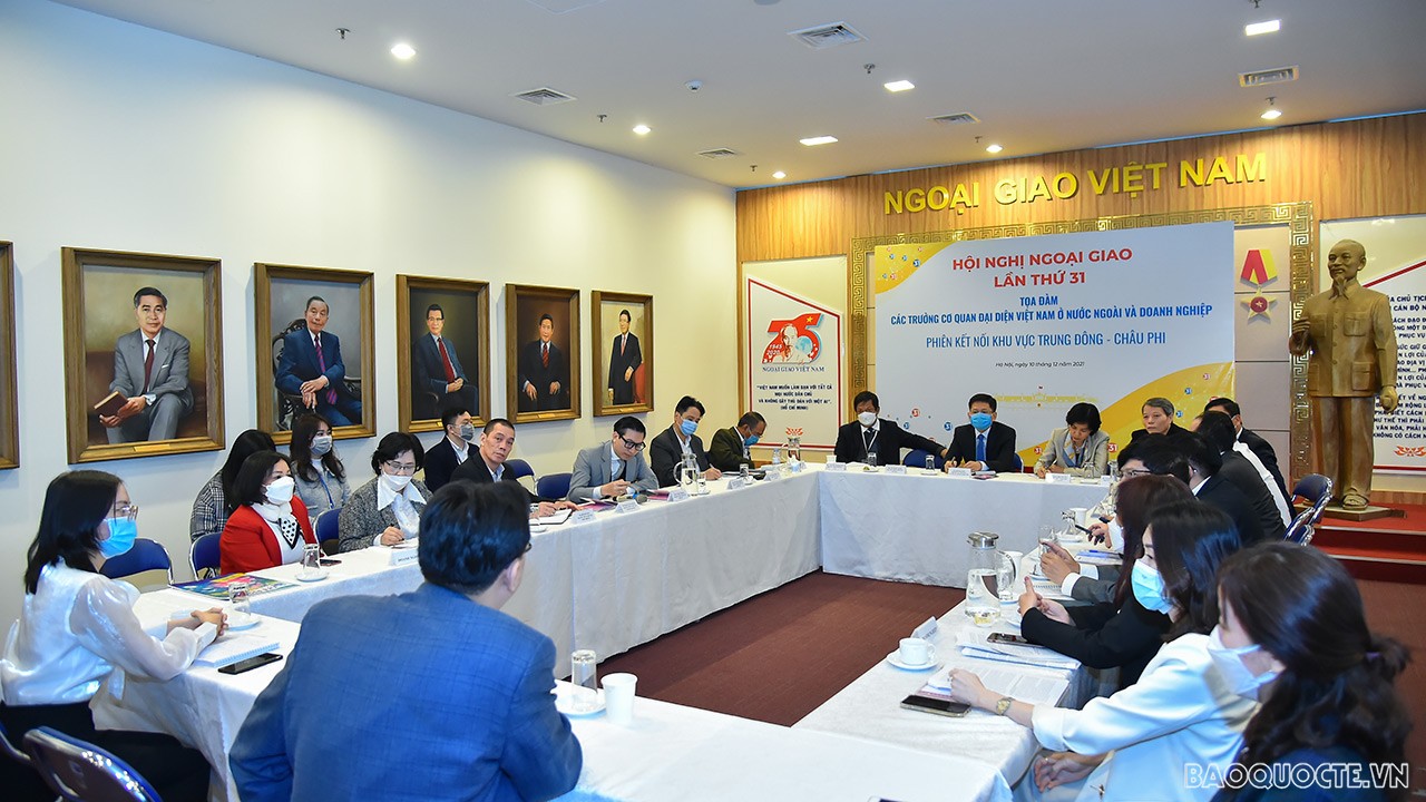 Trực tuyến: Tọa đàm giữa các Trưởng Cơ quan đại diện Việt Nam ở nước ngoài và doanh nghiệp Trực tuyến: Tọa đàm giữa các Trưởng Cơ quan đại diện Việt Nam ở nước ngoài và doanh nghiệp