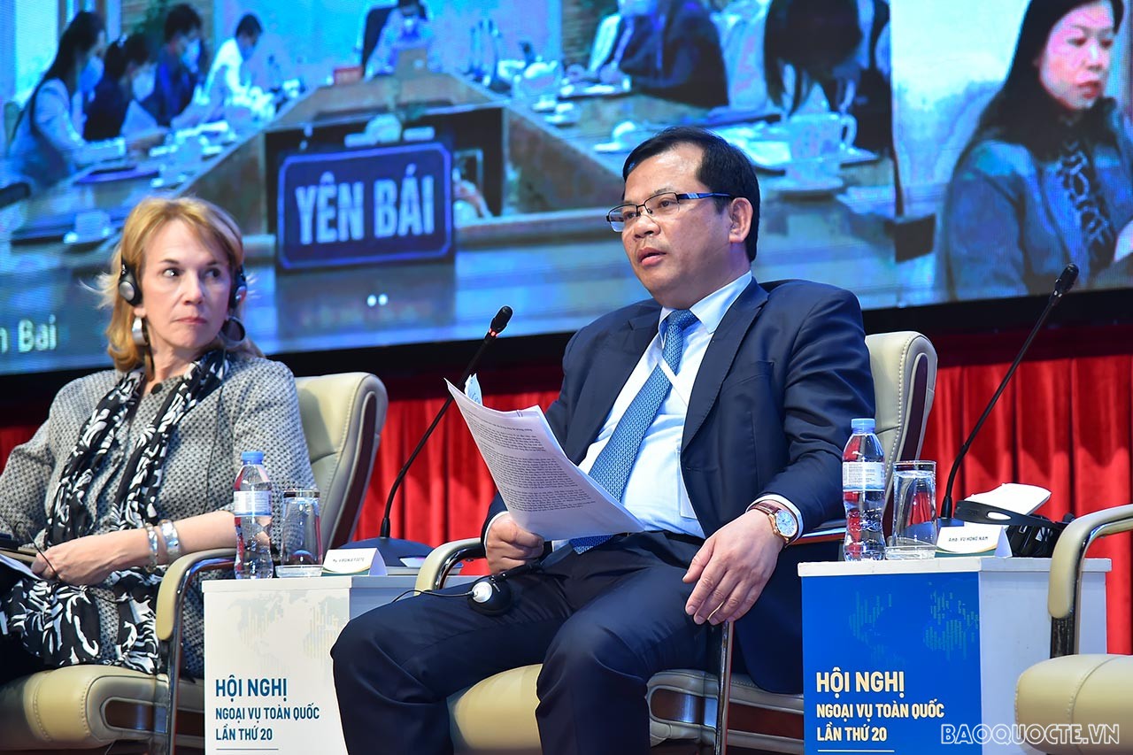 Tọa đàm Gặp gỡ Đoàn Ngoại giao, Hiệp hội doanh nghiệp nước ngoài, kết nối địa phương, doanh nghiệp Việt Nam Tọa đàm Gặp gỡ Đoàn Ngoại giao, Hiệp hội doanh nghiệp nước ngoài, kết nối địa phương, doanh nghiệp Việt Nam