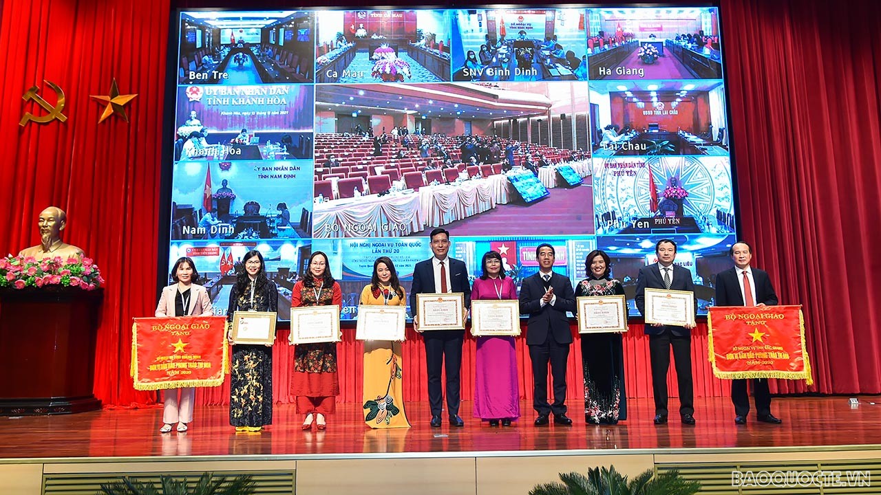 Tọa đàm Gặp gỡ Đoàn Ngoại giao, Hiệp hội doanh nghiệp nước ngoài, kết nối địa phương, doanh nghiệp Việt Nam Tọa đàm Gặp gỡ Đoàn Ngoại giao, Hiệp hội doanh nghiệp nước ngoài, kết nối địa phương, doanh nghiệp Việt Nam