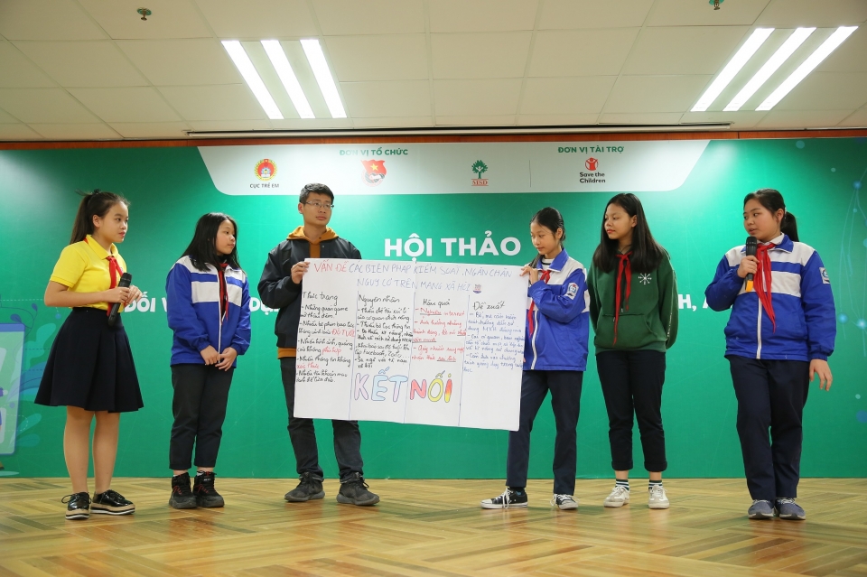 dong hanh cung thanh thieu nien tren khong gian mang