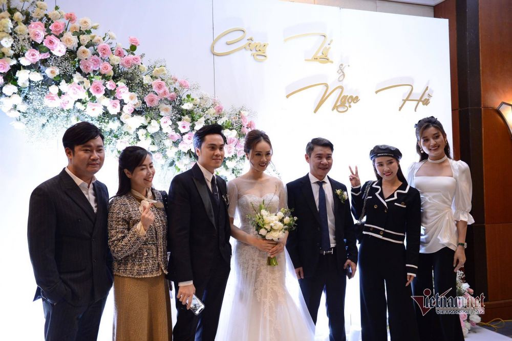 Dàn nghệ sĩ dự đám cưới 'cô đẩu' Công Lý