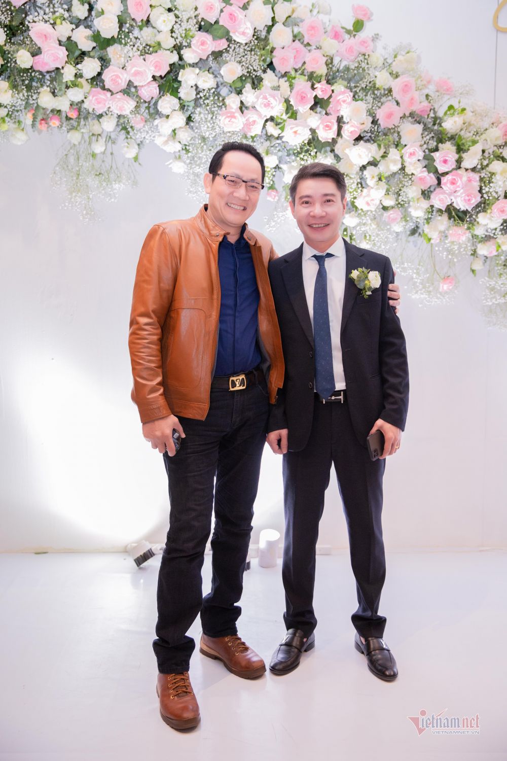 Dàn nghệ sĩ dự đám cưới 'cô đẩu' Công Lý