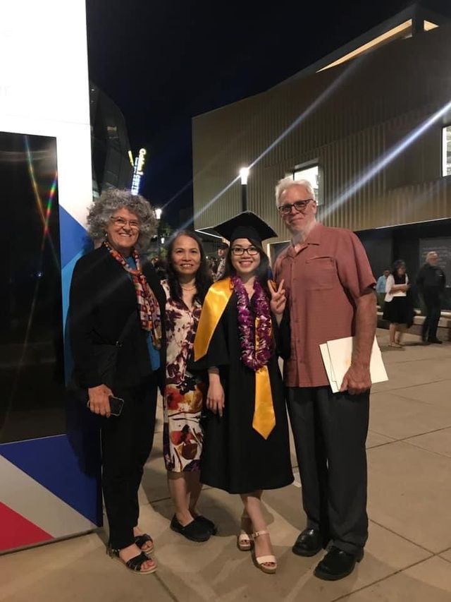 Cô gái Việt làm nail trở thành kế toán tại văn phòng chính phủ tiểu bang Mỹ