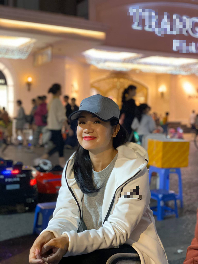 Hướng dương ngược nắng: 'Bà Bạch Cúc' Thu Hà...