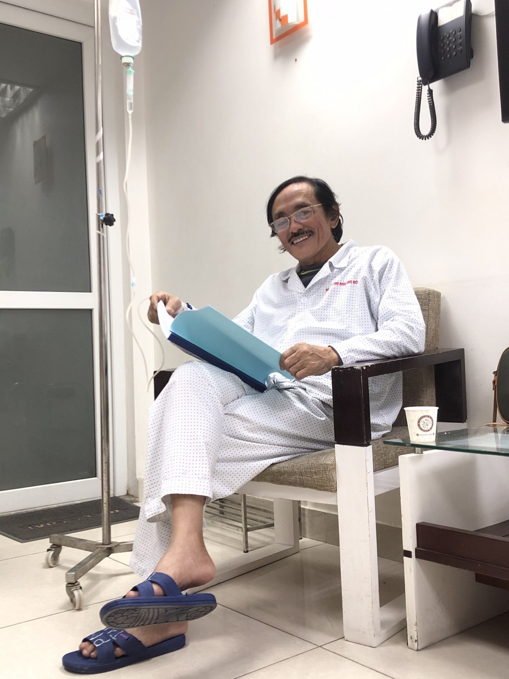 Nghệ sĩ Giang Còi vẫn lạc quan dù mắc bệnh nan y Nghệ sĩ Giang Còi vẫn lạc quan dù mắc bệnh nan y