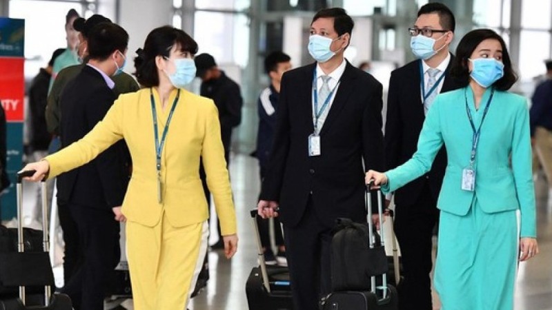Covid-19: Siết chặt các biện pháp phòng dịch với khách đi máy bay